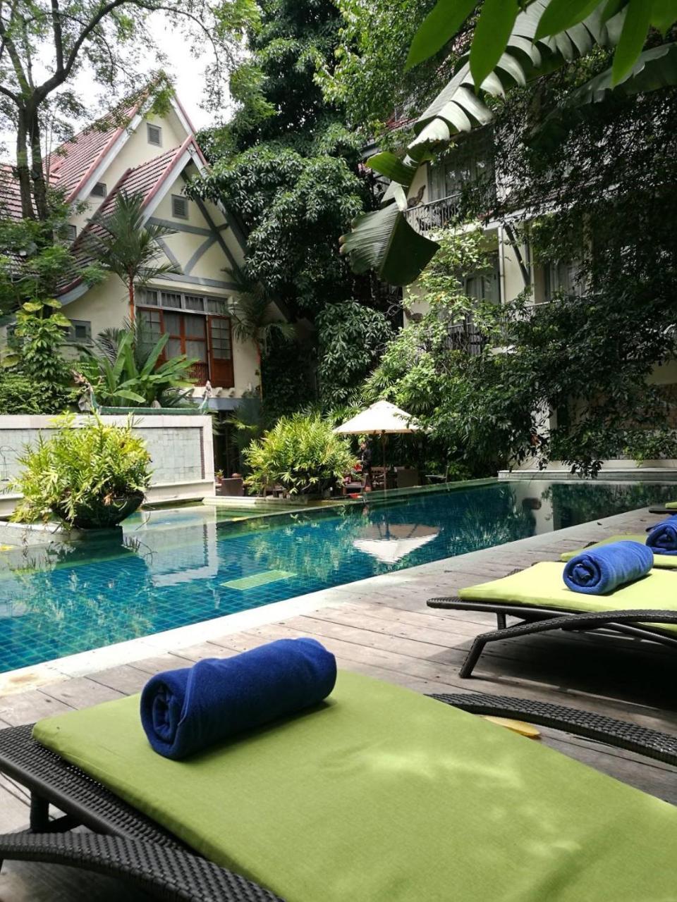 Ariyasom Villa Banguecoque Exterior foto