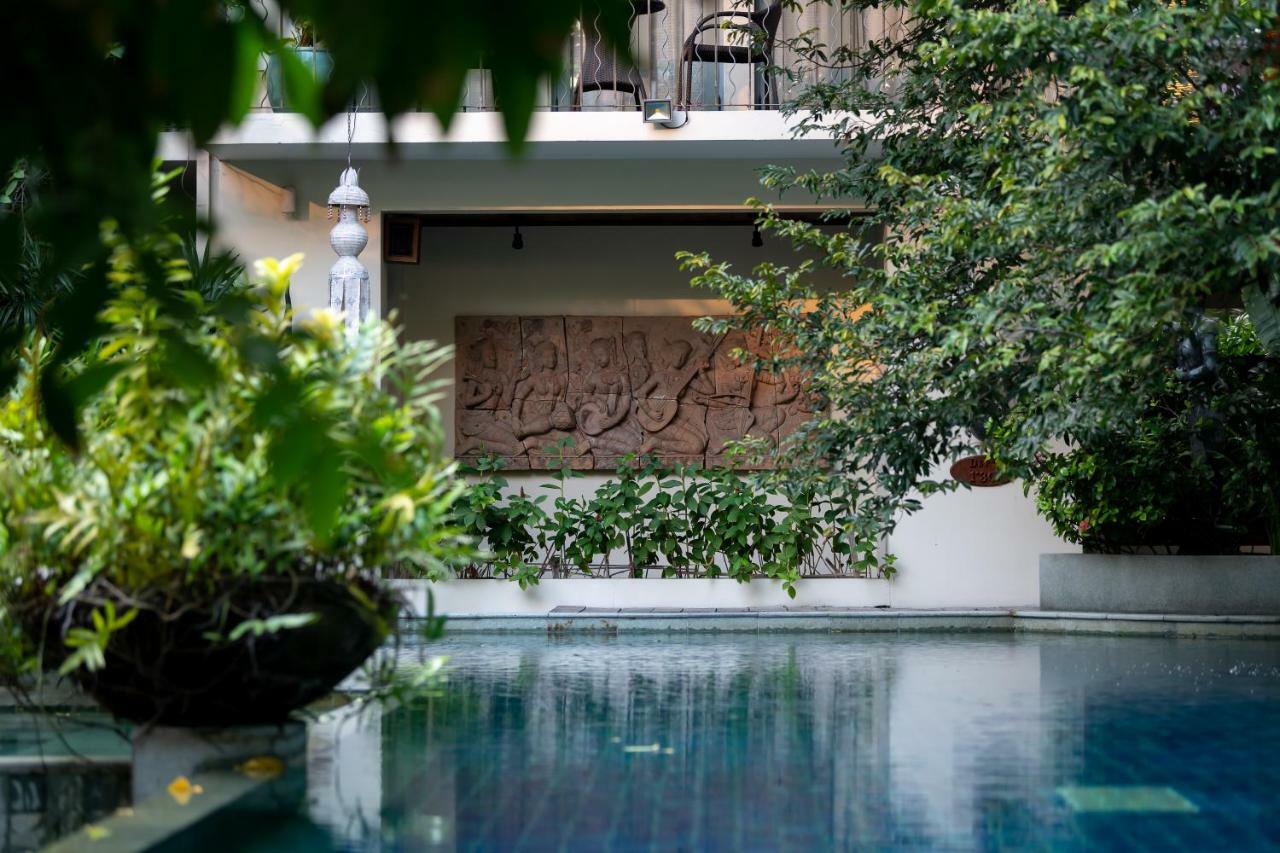 Ariyasom Villa Banguecoque Exterior foto