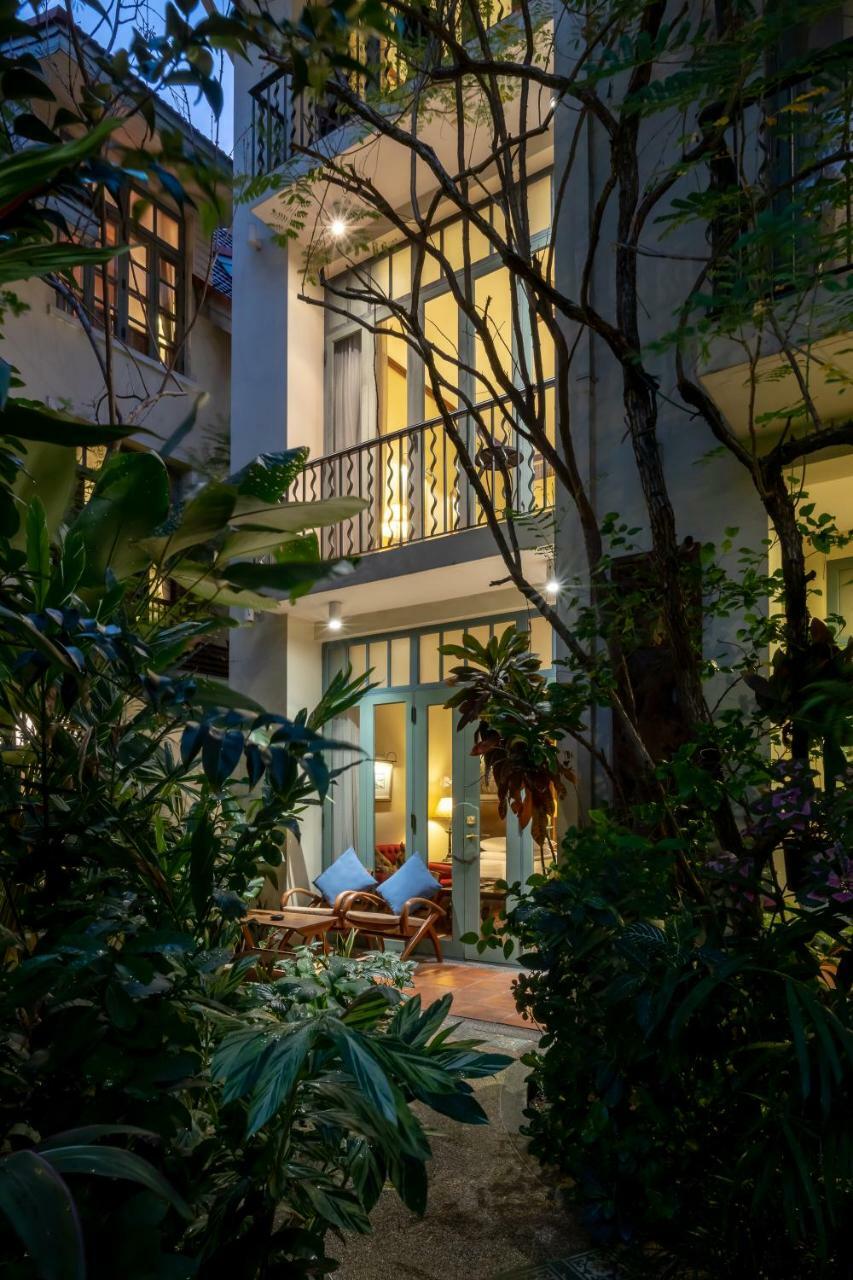 Ariyasom Villa Banguecoque Exterior foto